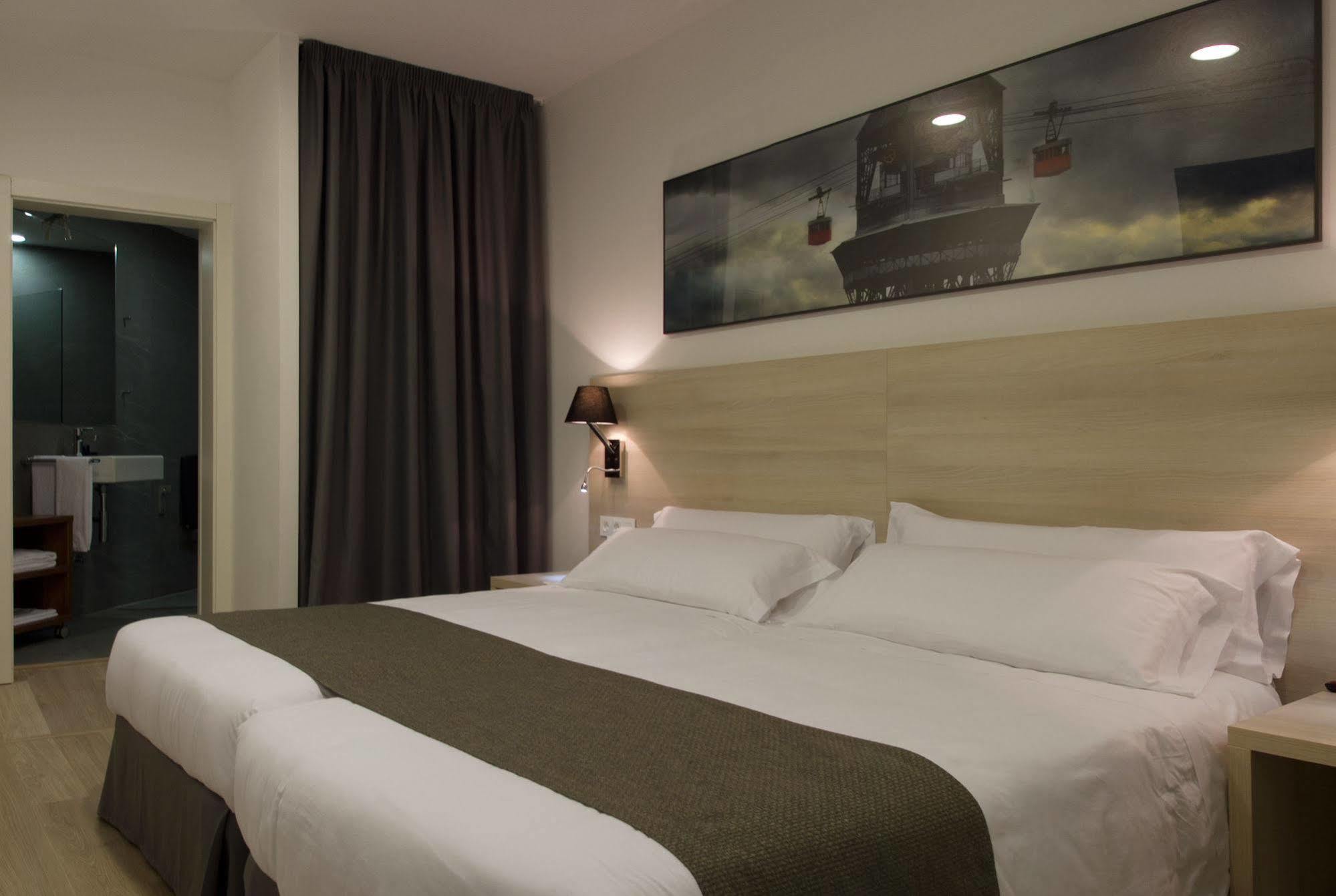 The 8 Boutique B&B บาร์เซโลนา ภายนอก รูปภาพ